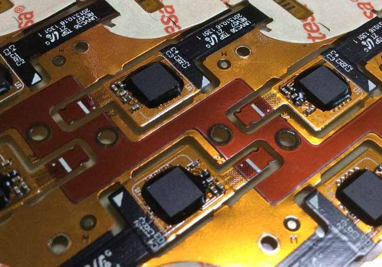 Integrated circuit cooling